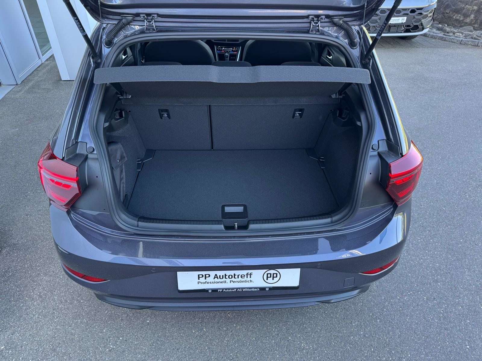 VW Polo Style Edition 50, Petrol, New car, Automatic - 5