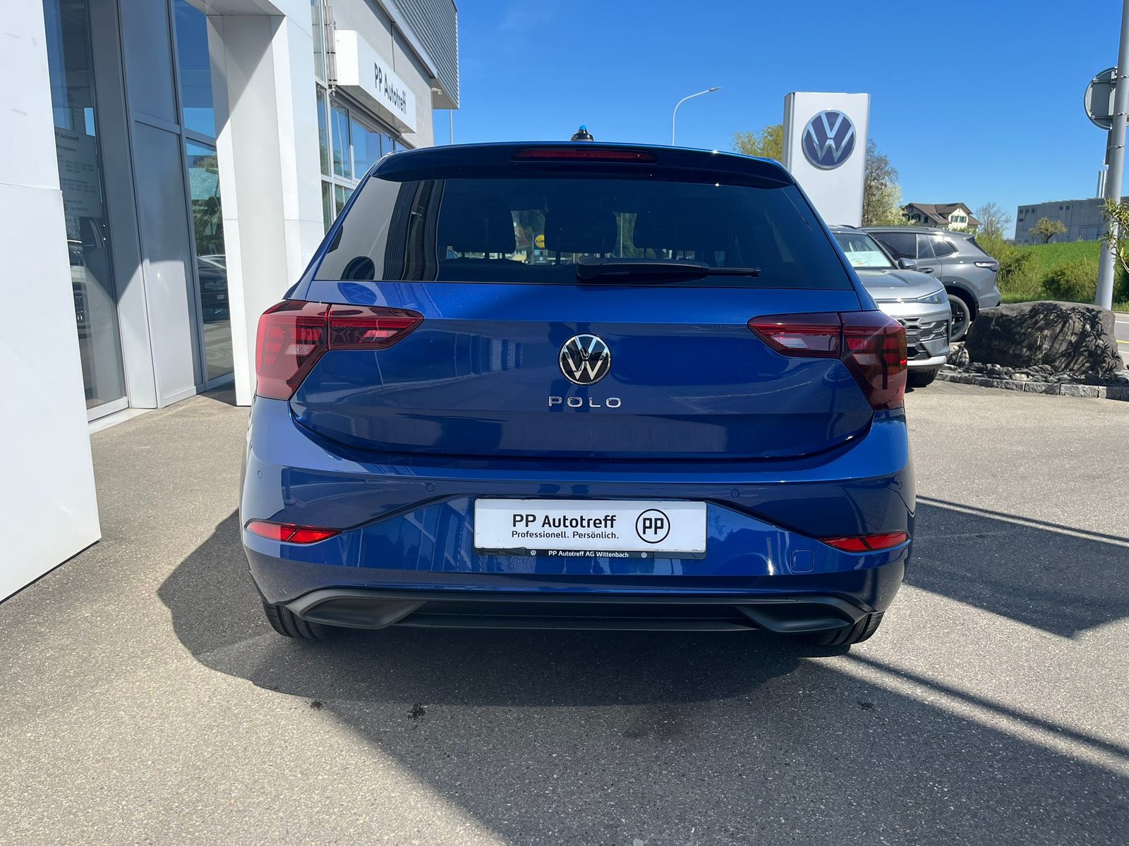 VW Polo Life, Petrol, New car, Automatic - 4