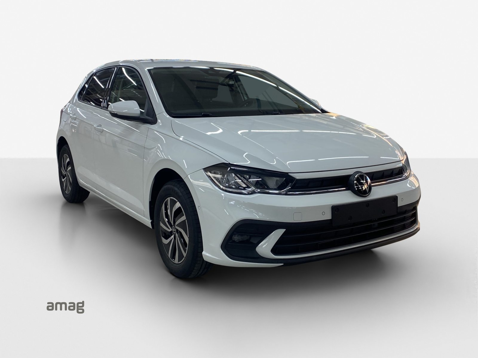 VW Polo Life, Petrol, New car, Automatic - 6