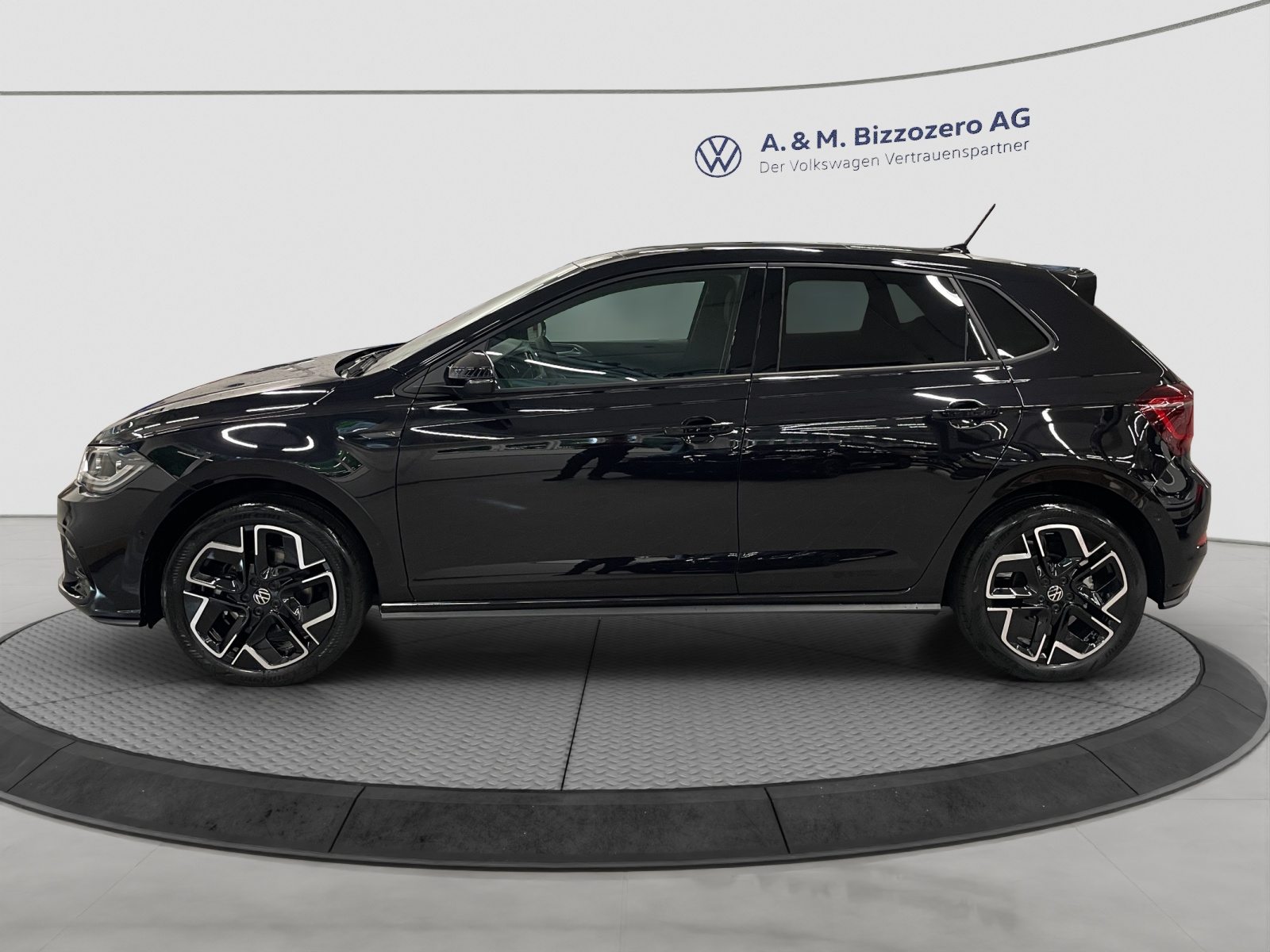 VW Polo R-Line UNITED, Benzina, Auto nuove, Automatico - 2