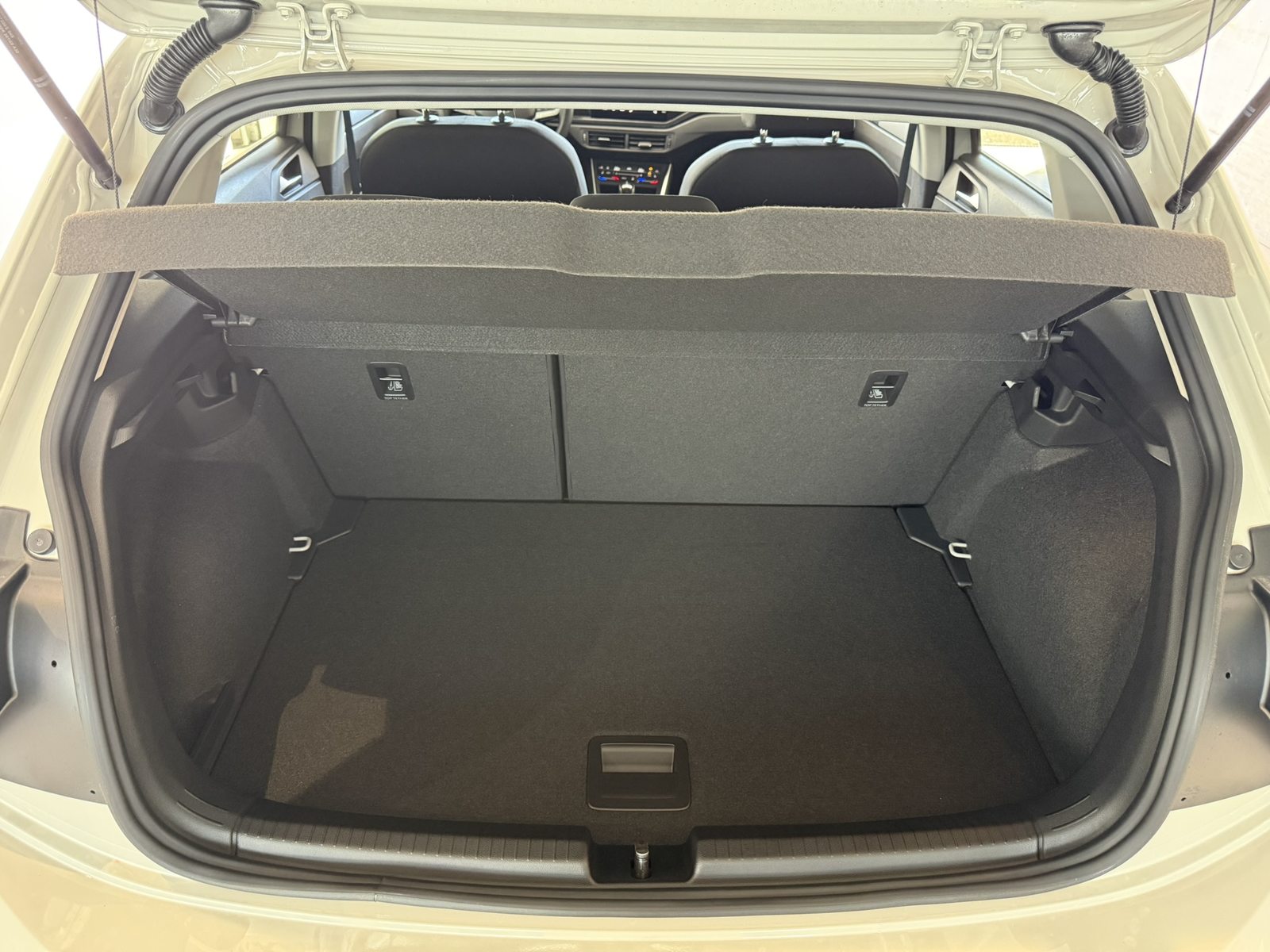VW Polo Life, Benzin, Neuwagen, Automatik - 7