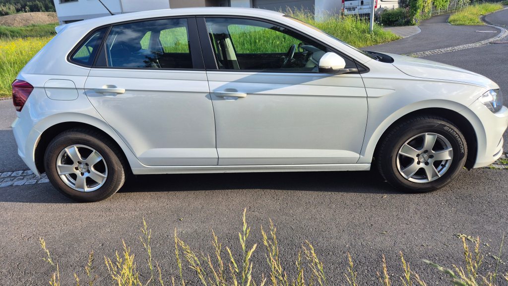 VW POLO 1.0 MPI Trendline, Petrol, Second hand / Used, Manual - 5