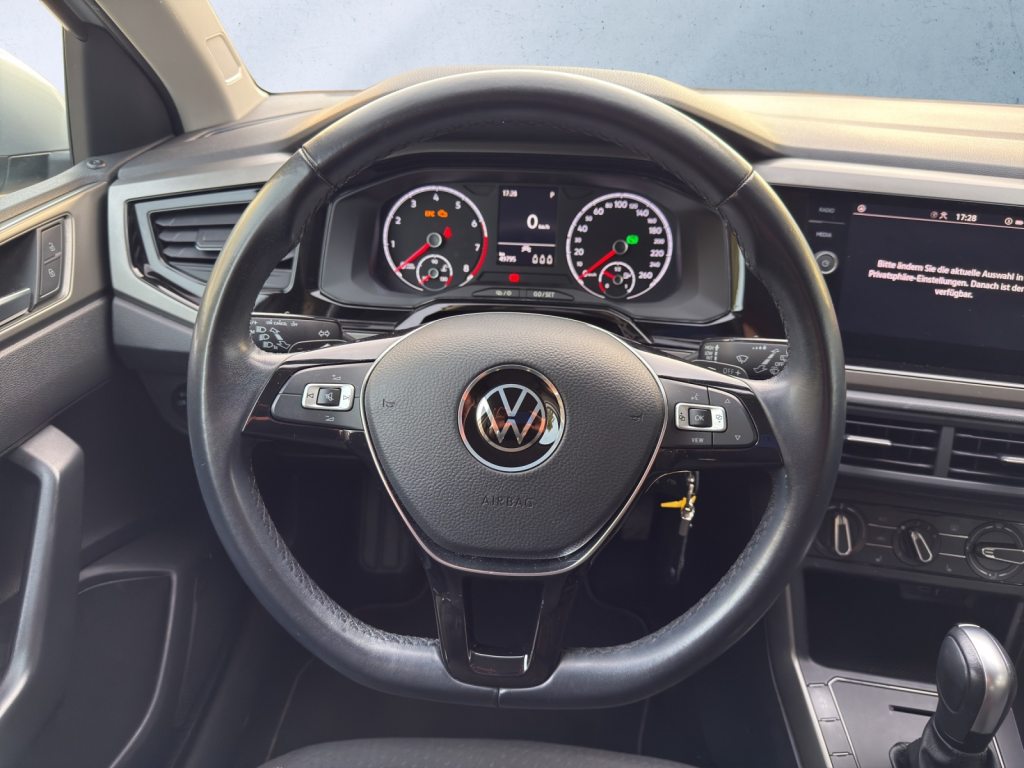 VW POLO 1.0 TSI Comfortline DSG*AUTOMAT*, Benzin, Occasion / Gebraucht, Automatik - 7