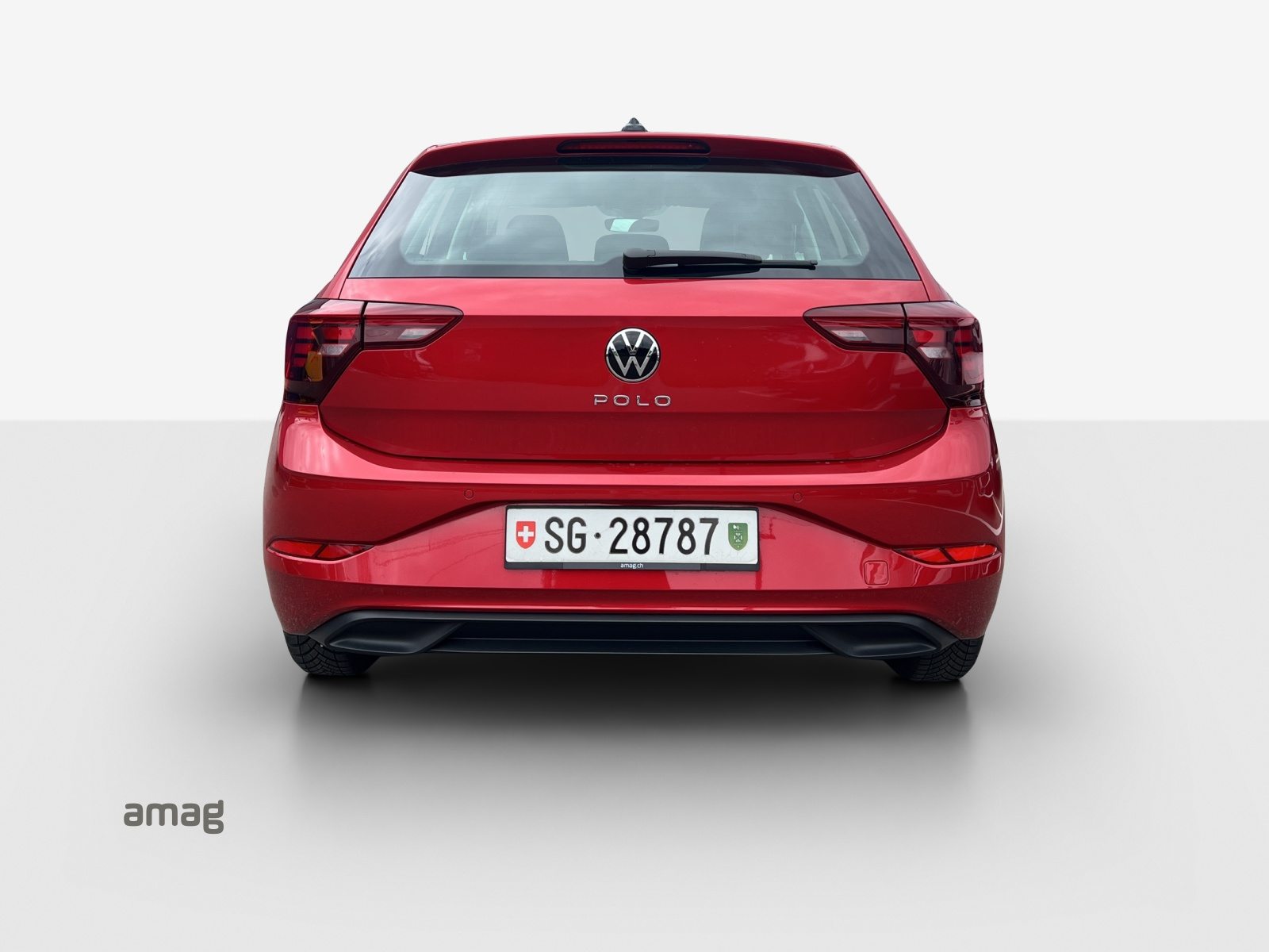 VW Polo Life, Petrol, Second hand / Used, Automatic - 4