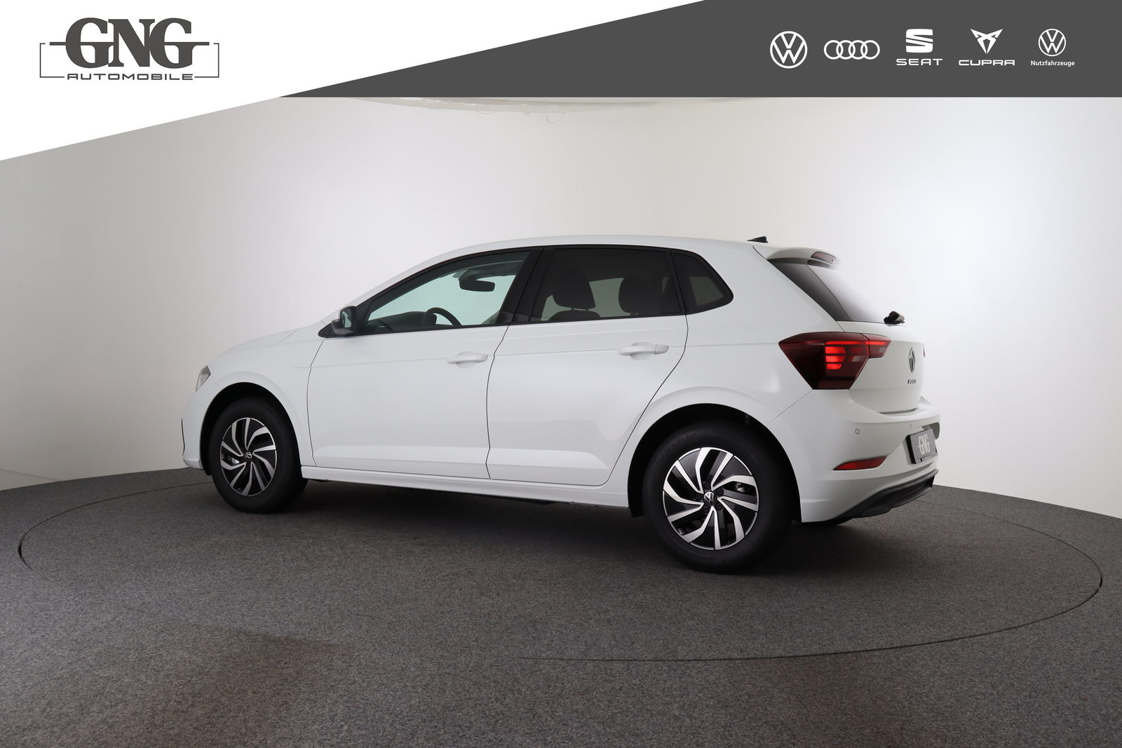 VW Polo Life, Essence, Occasion / Utilisé, Automatique - 6