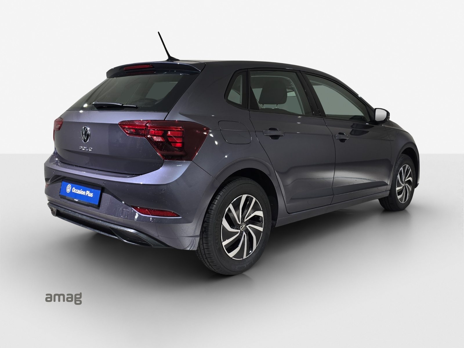 VW Polo Life, Petrol, Second hand / Used, Automatic - 5