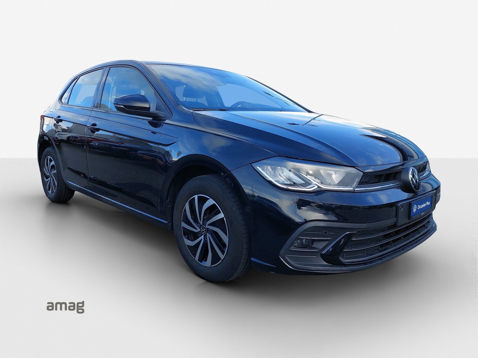 VW Polo Life, Petrol, Second hand / Used, Automatic - 6