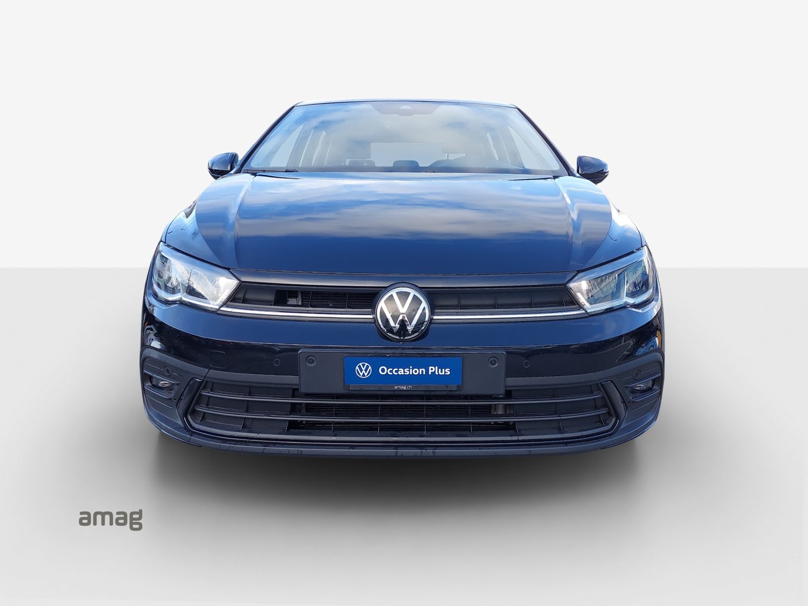 VW Polo Life, Petrol, Second hand / Used, Automatic - 7