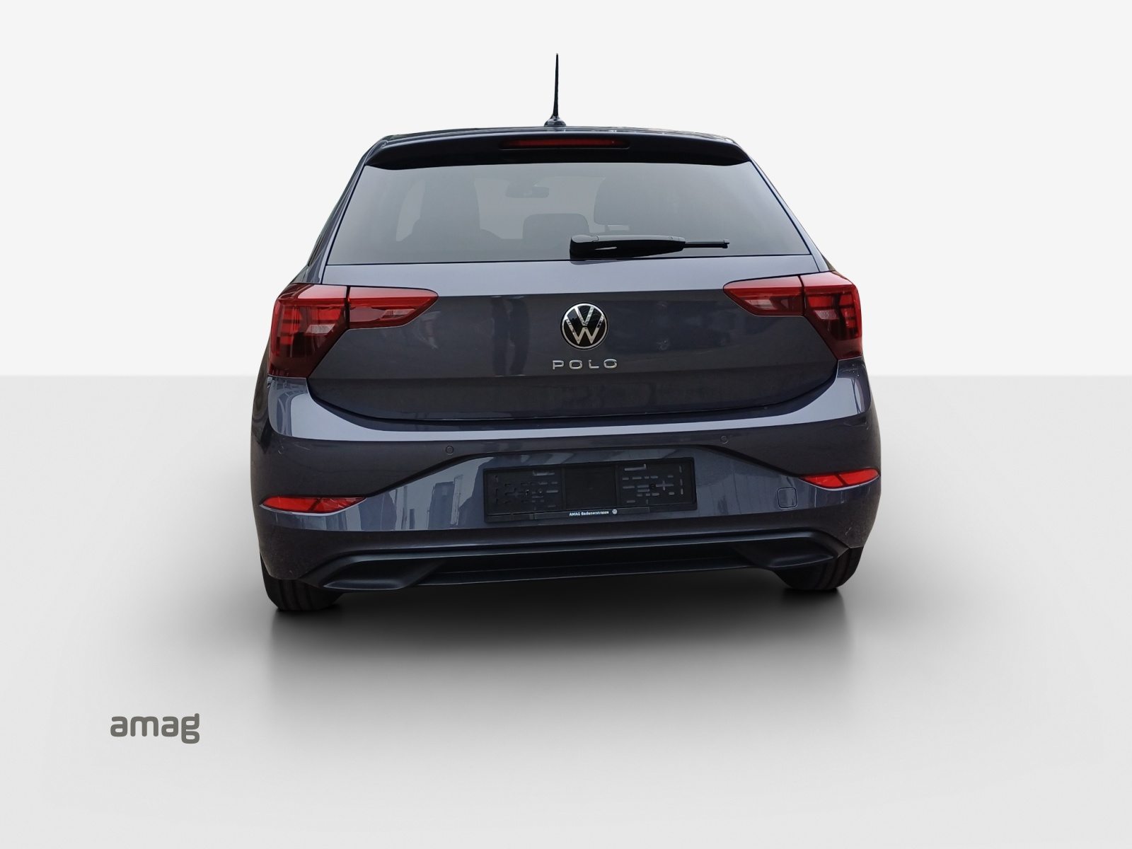 VW Polo Life, Petrol, Second hand / Used, Automatic - 4