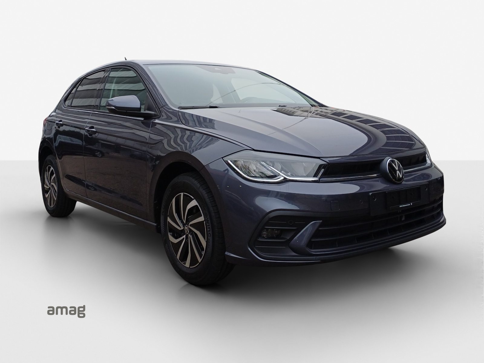 VW Polo Life, Petrol, Second hand / Used, Automatic - 6