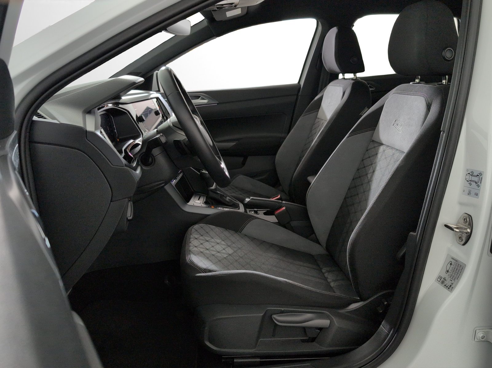 VW Polo R-Line, Essence, Occasion / Utilisé, Automatique - 6