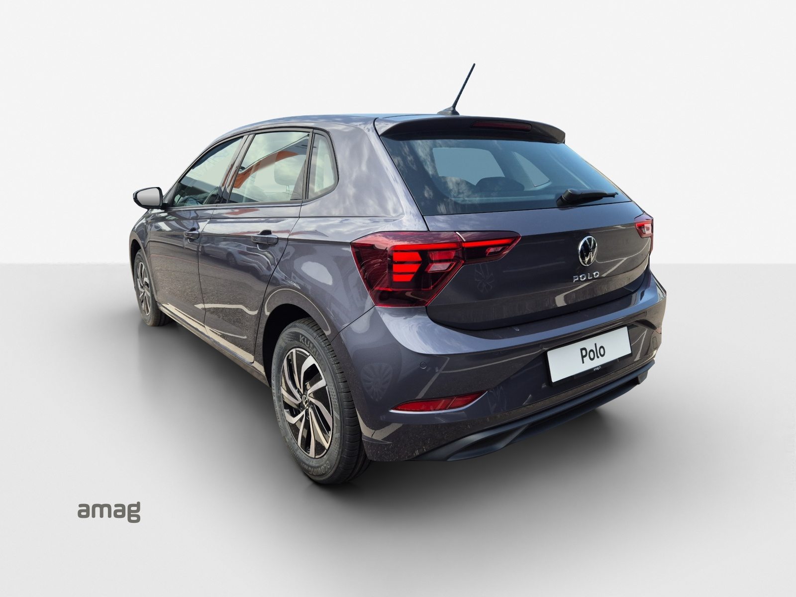 VW Polo Life, Petrol, Second hand / Used, Automatic - 3