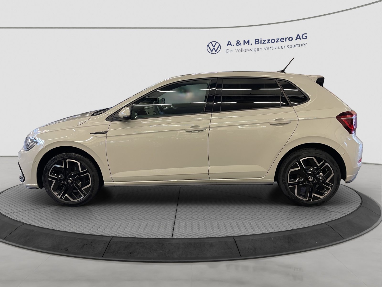 VW Polo R-Line, Essence, Occasion / Utilisé, Automatique - 2