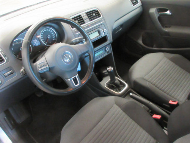 VW Polo 1.4 16V Comfort, Petrol, Second hand / Used, Manual - 3