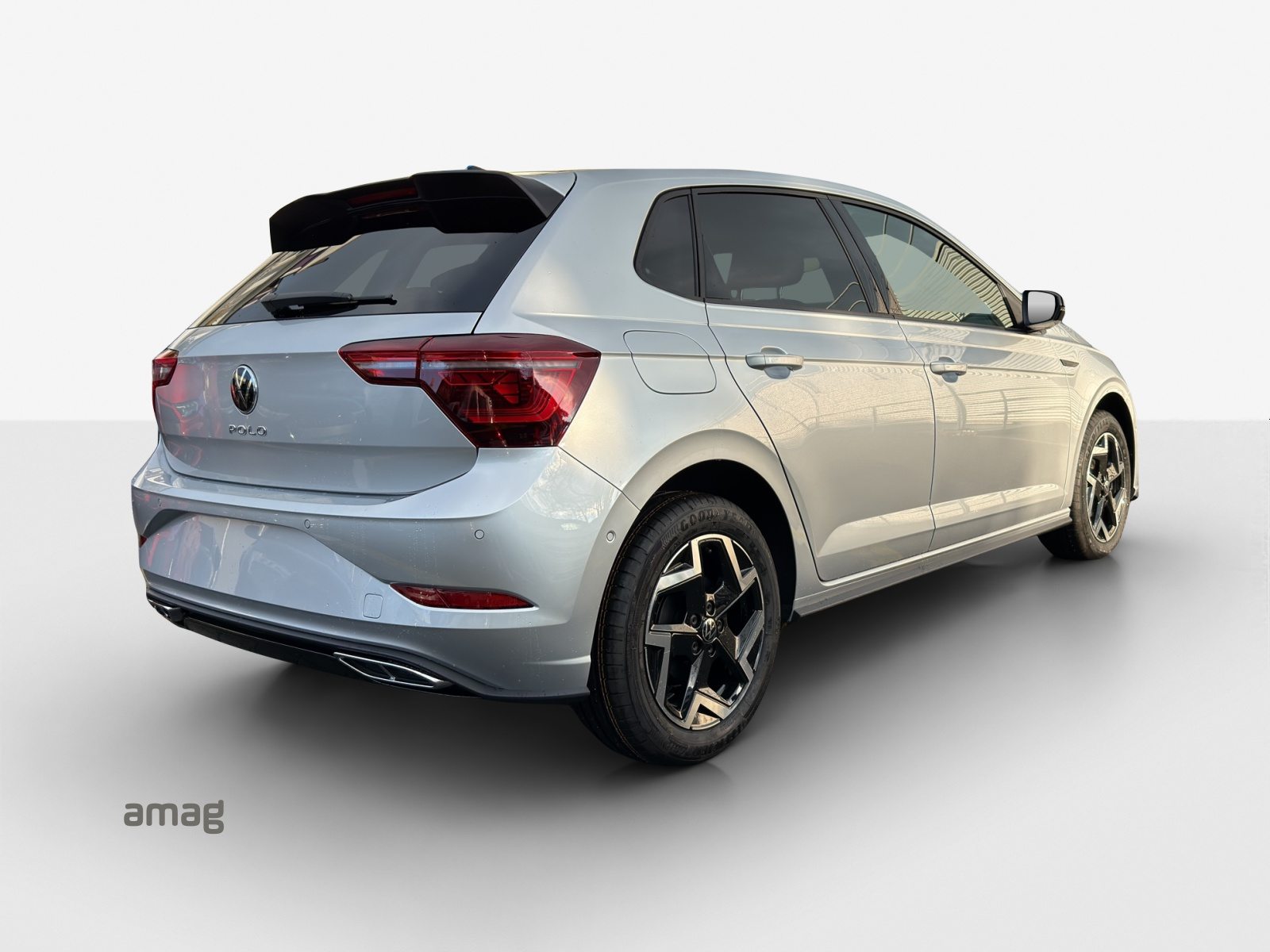 VW Polo R-Line, Benzin, Occasion / Gebraucht, Automatik - 6