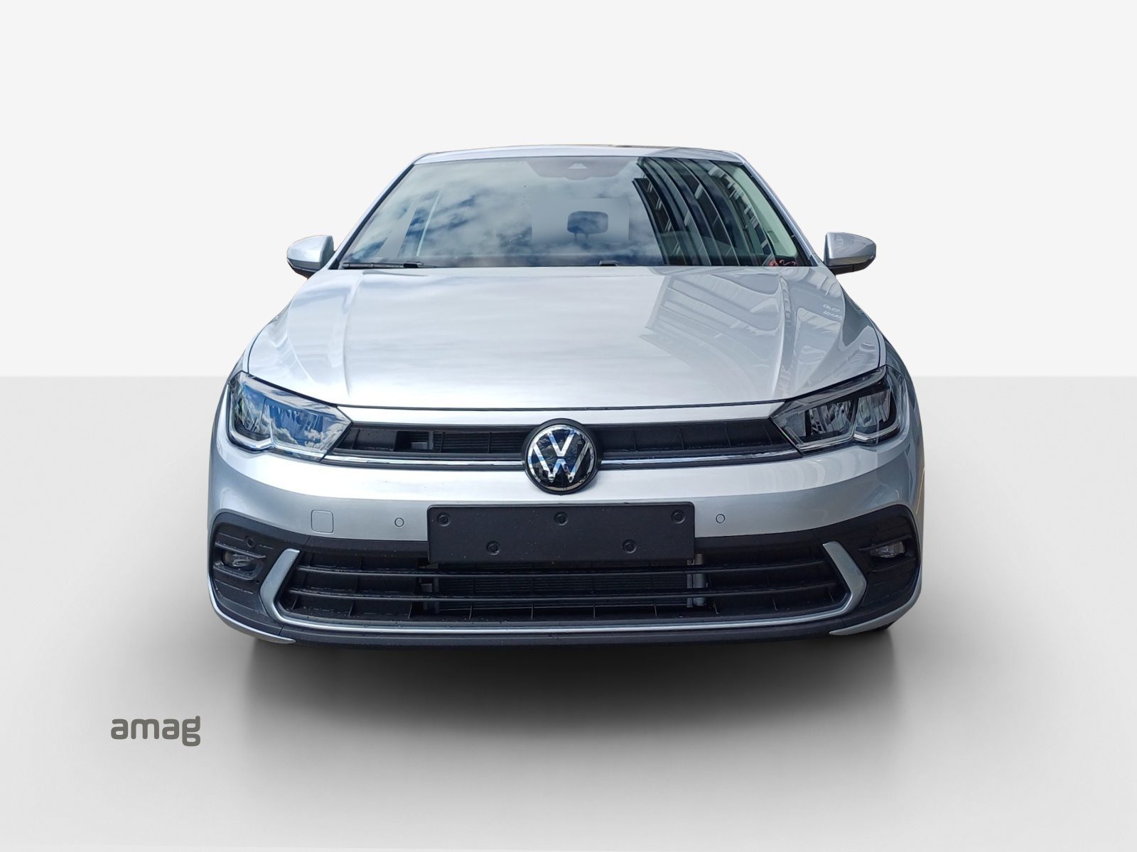 VW Polo Life, Petrol, Second hand / Used, Automatic - 7