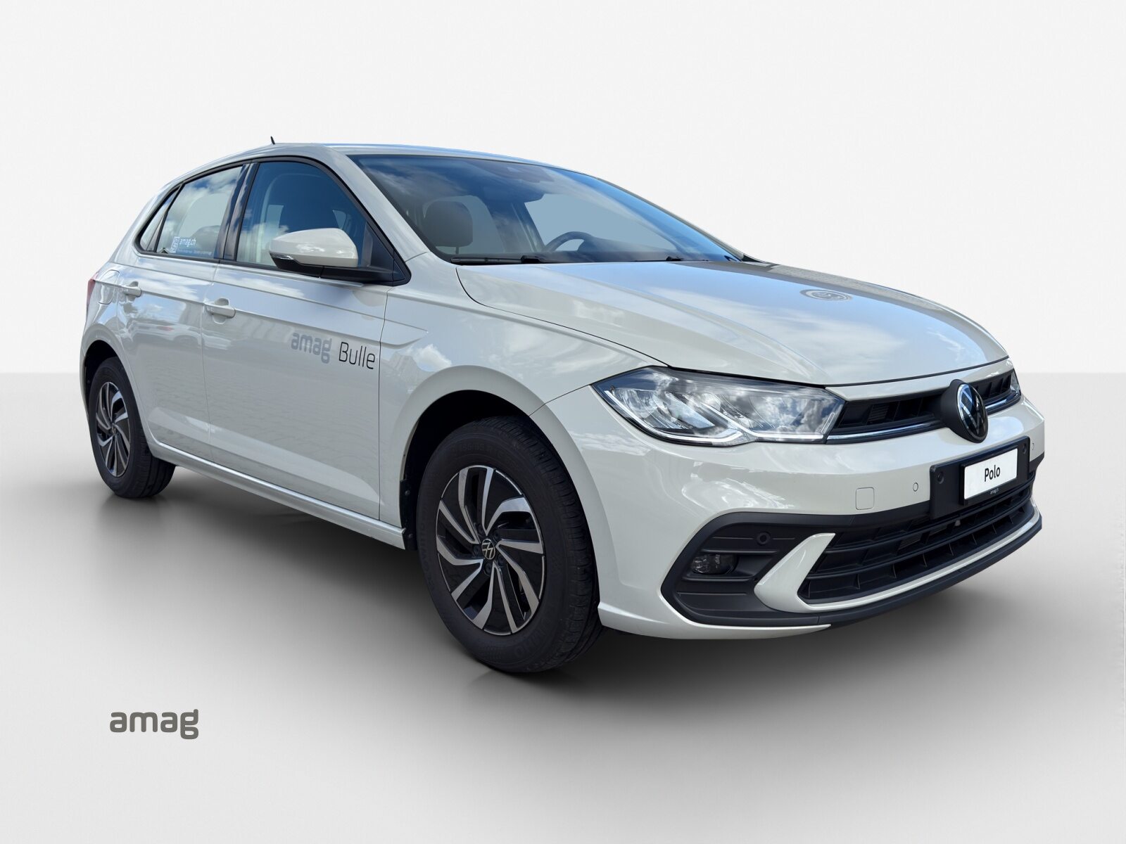 VW Polo Life, Petrol, Second hand / Used, Automatic - 6