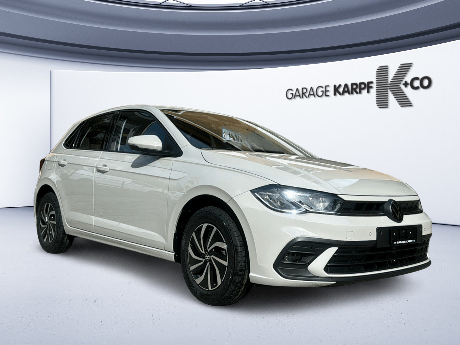 VW Polo Life, Petrol, Second hand / Used, Automatic - 7
