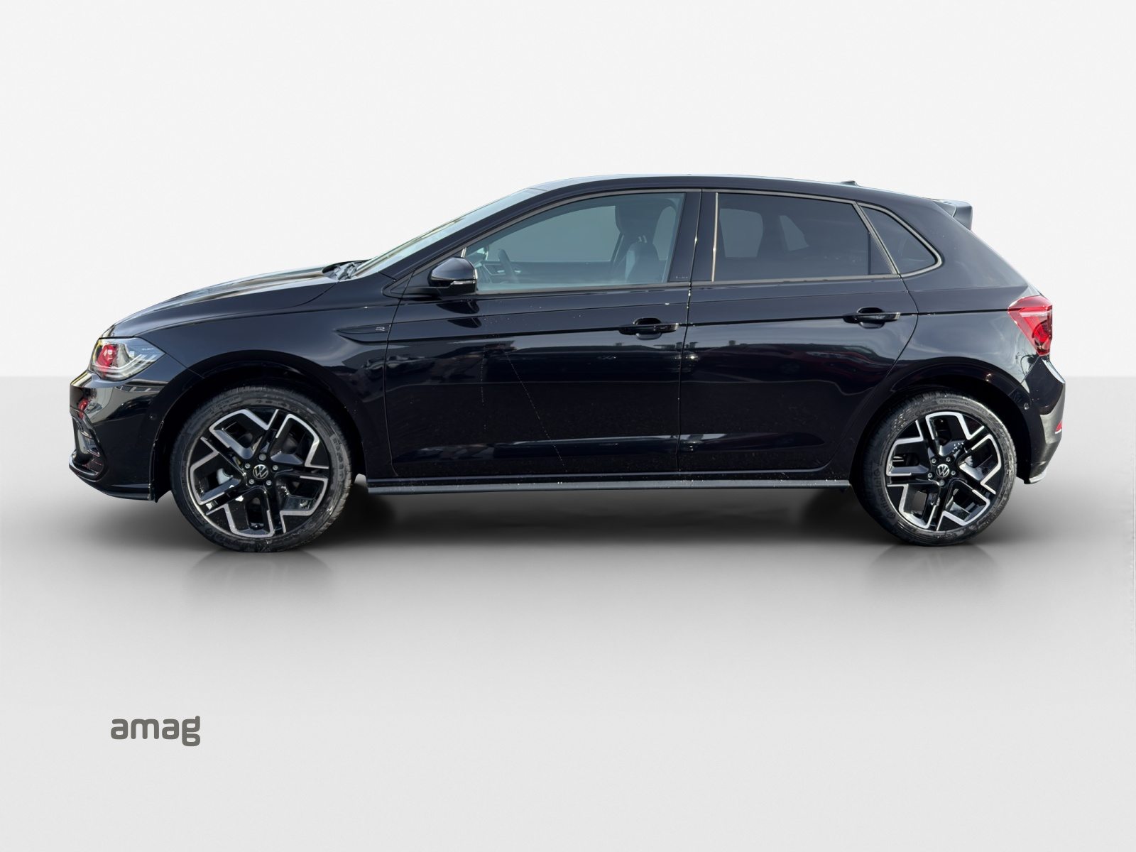 VW Polo R-Line, Petrol, Second hand / Used, Automatic - 2