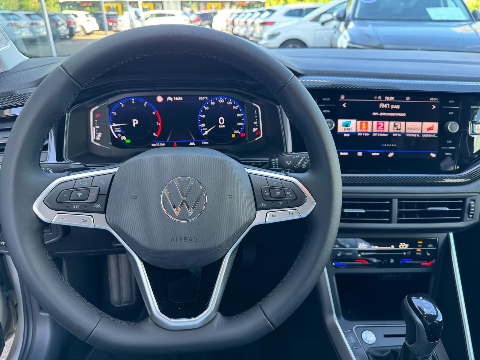 VW Polo Life, Essence, Occasion / Utilisé, Automatique - 7
