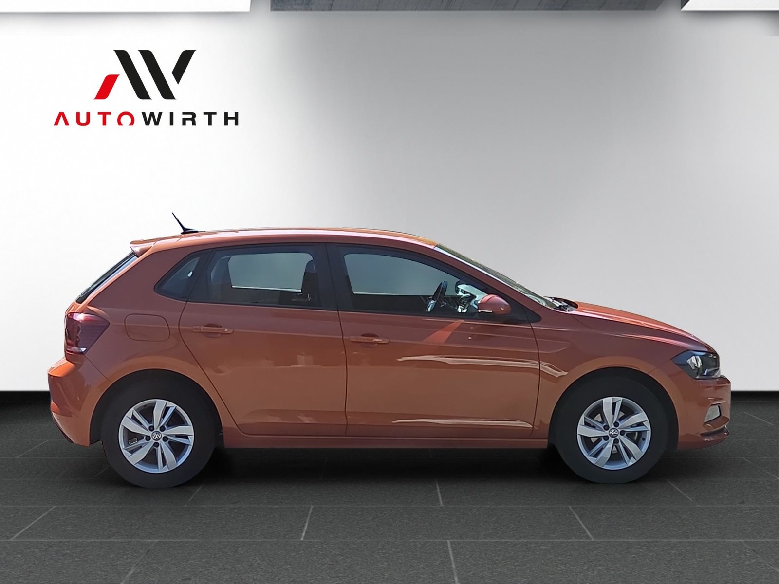 VW Polo 1.0 MPI 75 Trendline, Petrol, Second hand / Used, Manual - 4