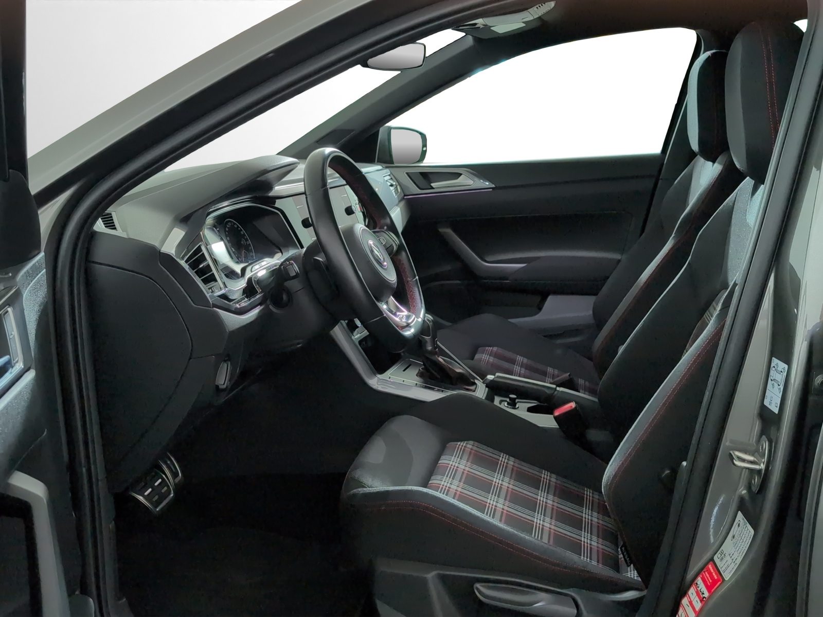 VW Polo GTI, Petrol, Second hand / Used, Automatic - 6