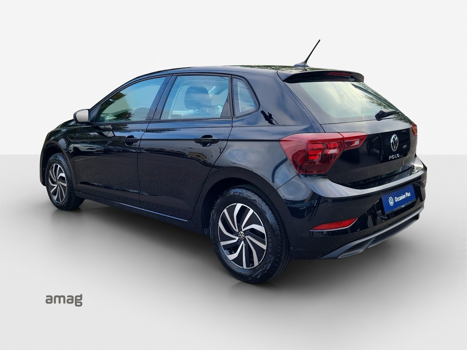 VW Polo Life, Petrol, Second hand / Used, Automatic - 3