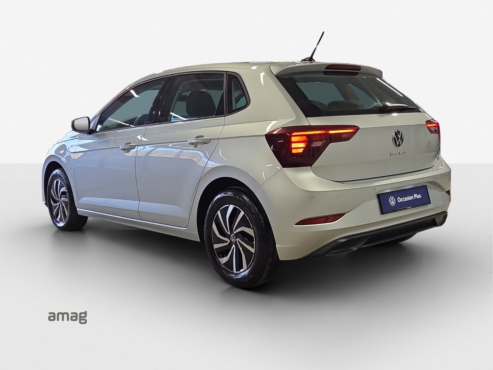 VW Polo Life, Essence, Occasion / Utilisé, Automatique - 3