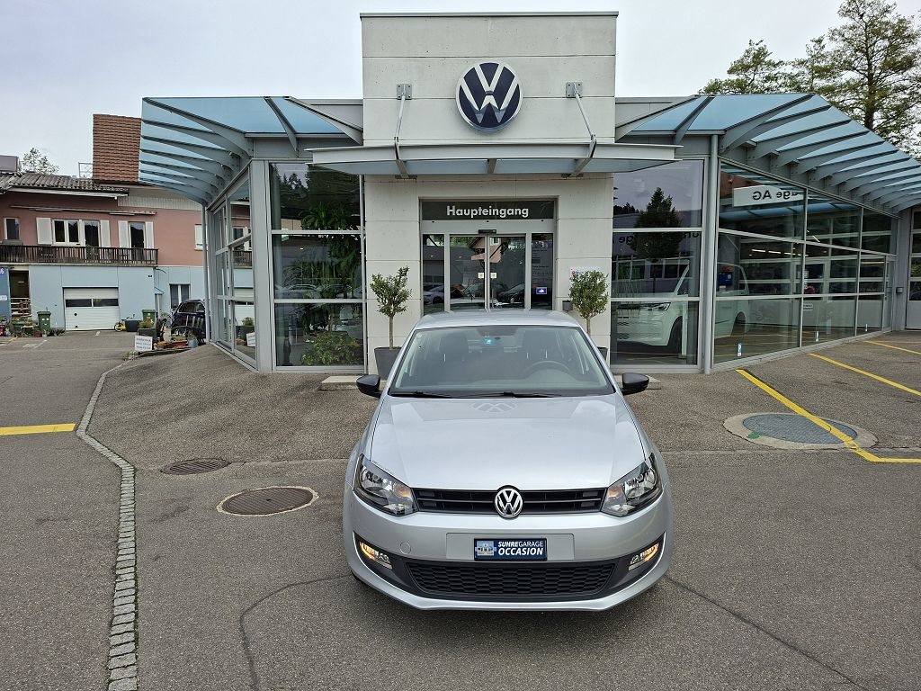 VW Polo Trendline, Petrol, Second hand / Used, Automatic - 2