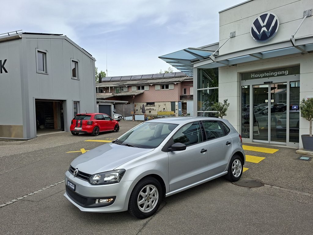 VW Polo Trendline, Petrol, Second hand / Used, Automatic - 3