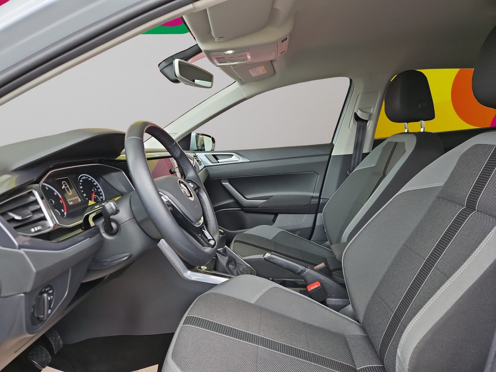 VW New Polo Highline, Petrol, Second hand / Used, Manual - 5