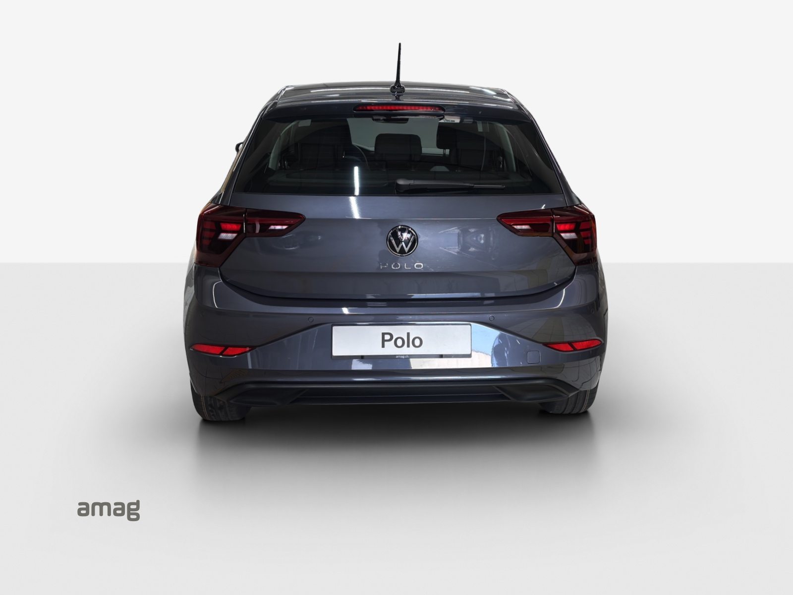 VW Polo Life, Petrol, Second hand / Used, Automatic - 4