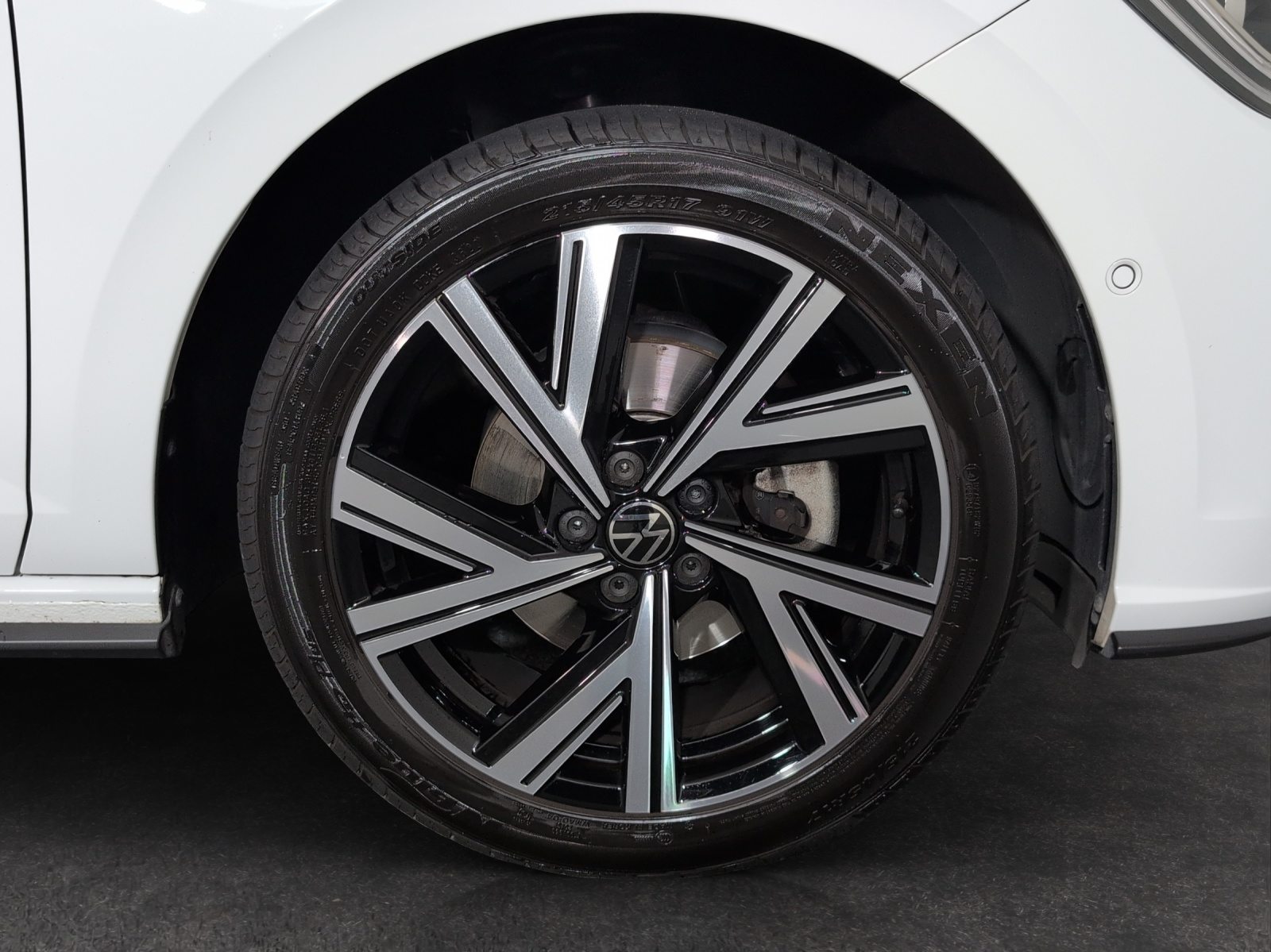 VW Polo R-Line, Essence, Occasion / Utilisé, Automatique - 5