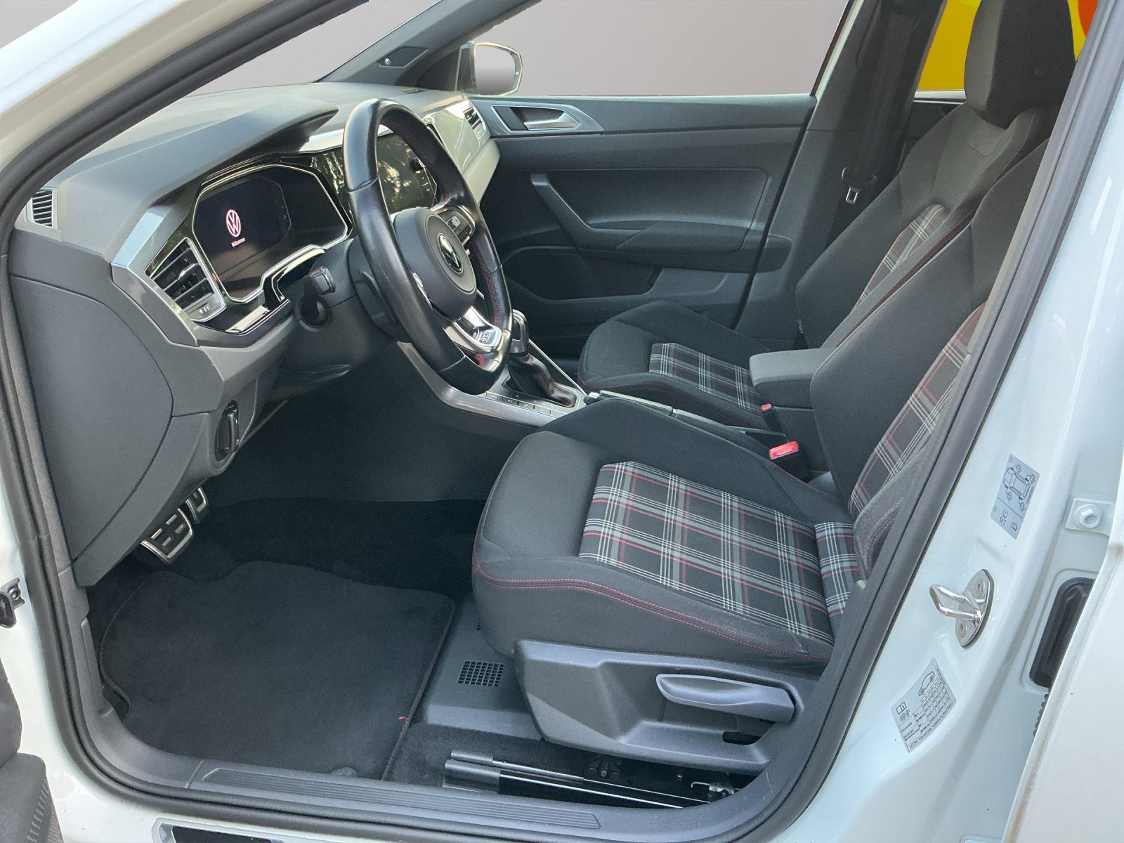 VW Polo GTI, Petrol, Second hand / Used, Automatic - 5