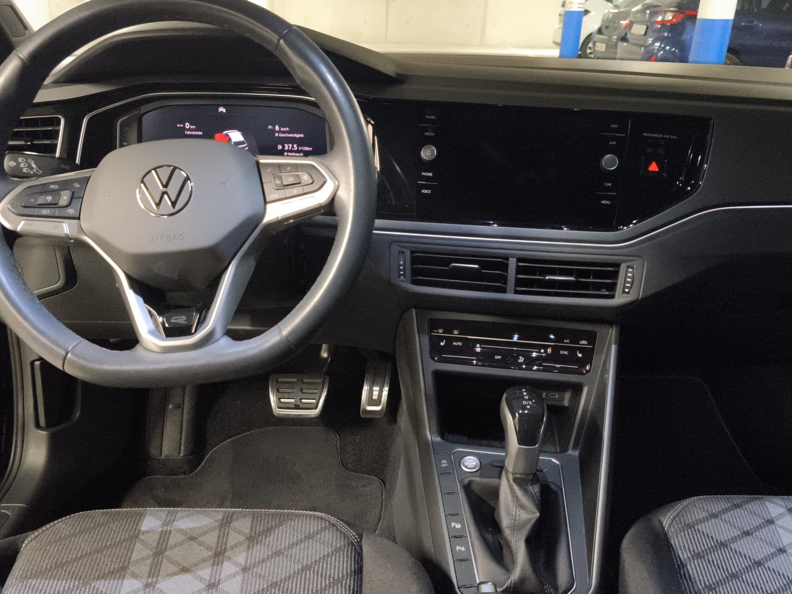 VW Polo R-Line, Benzin, Occasion / Gebraucht, Automatik - 6