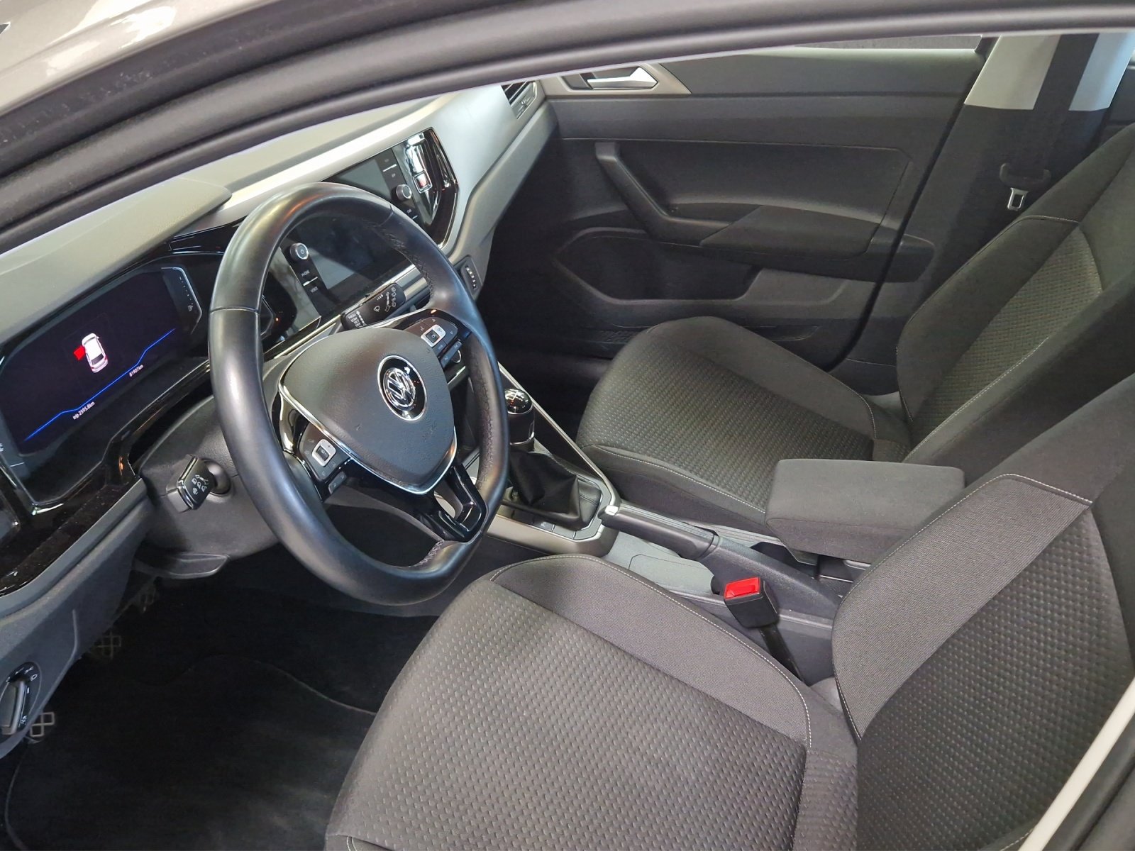 VW Polo 1.0 TSI Comfortline, Essence, Occasion / Utilisé, Manuelle - 6