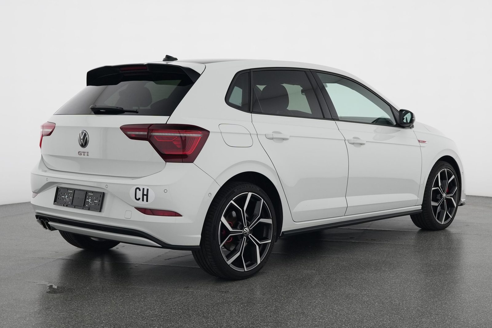 VW Polo GTI, Petrol, Second hand / Used, Automatic - 4