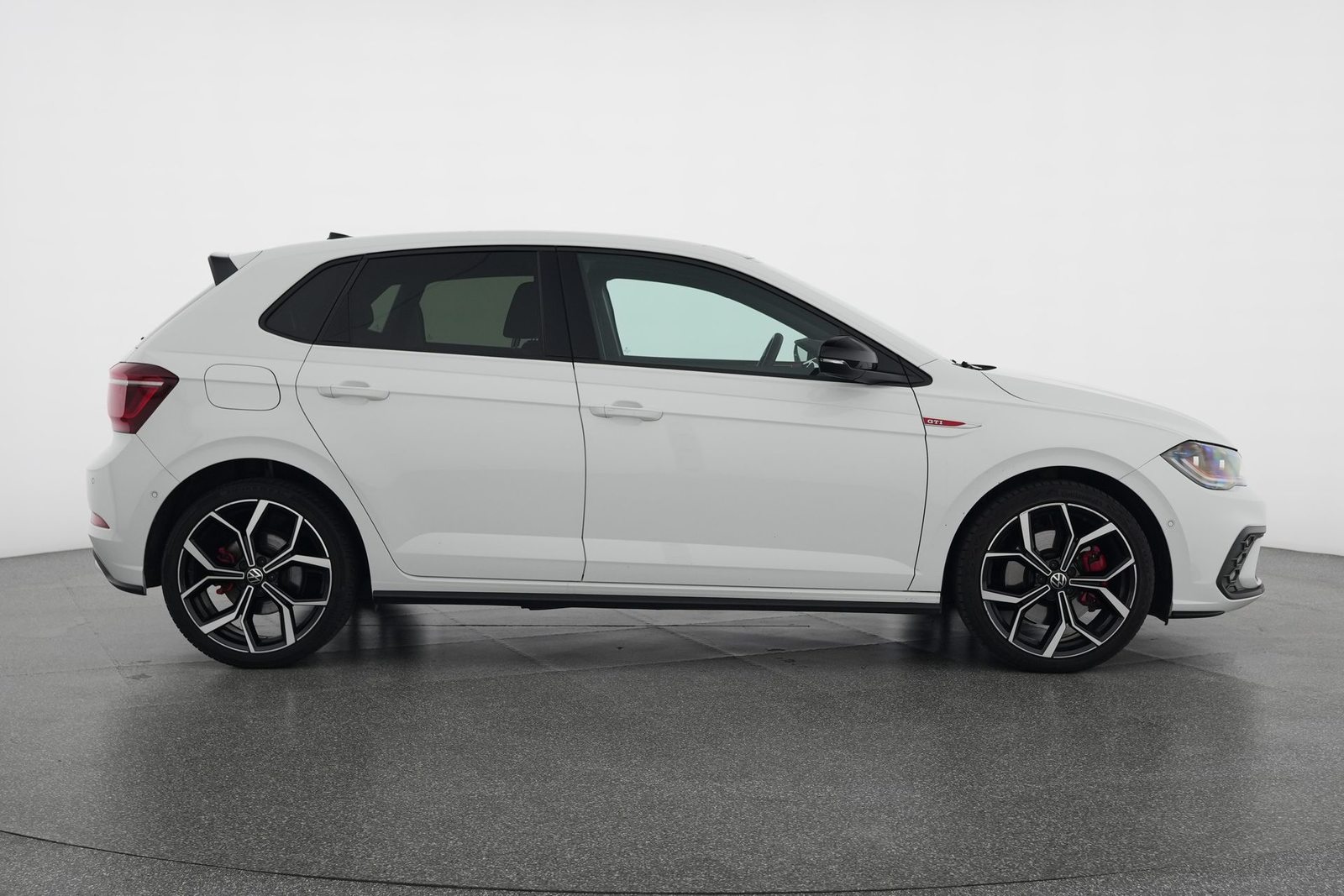 VW Polo GTI, Petrol, Second hand / Used, Automatic - 5