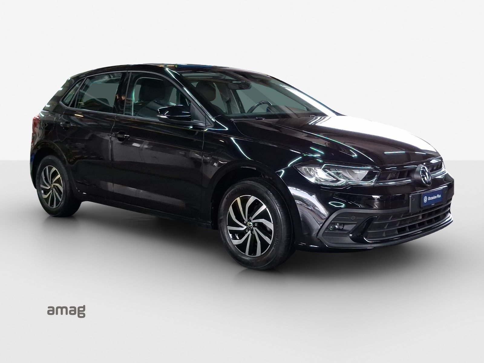 VW Polo Life, Petrol, Second hand / Used, Automatic - 6