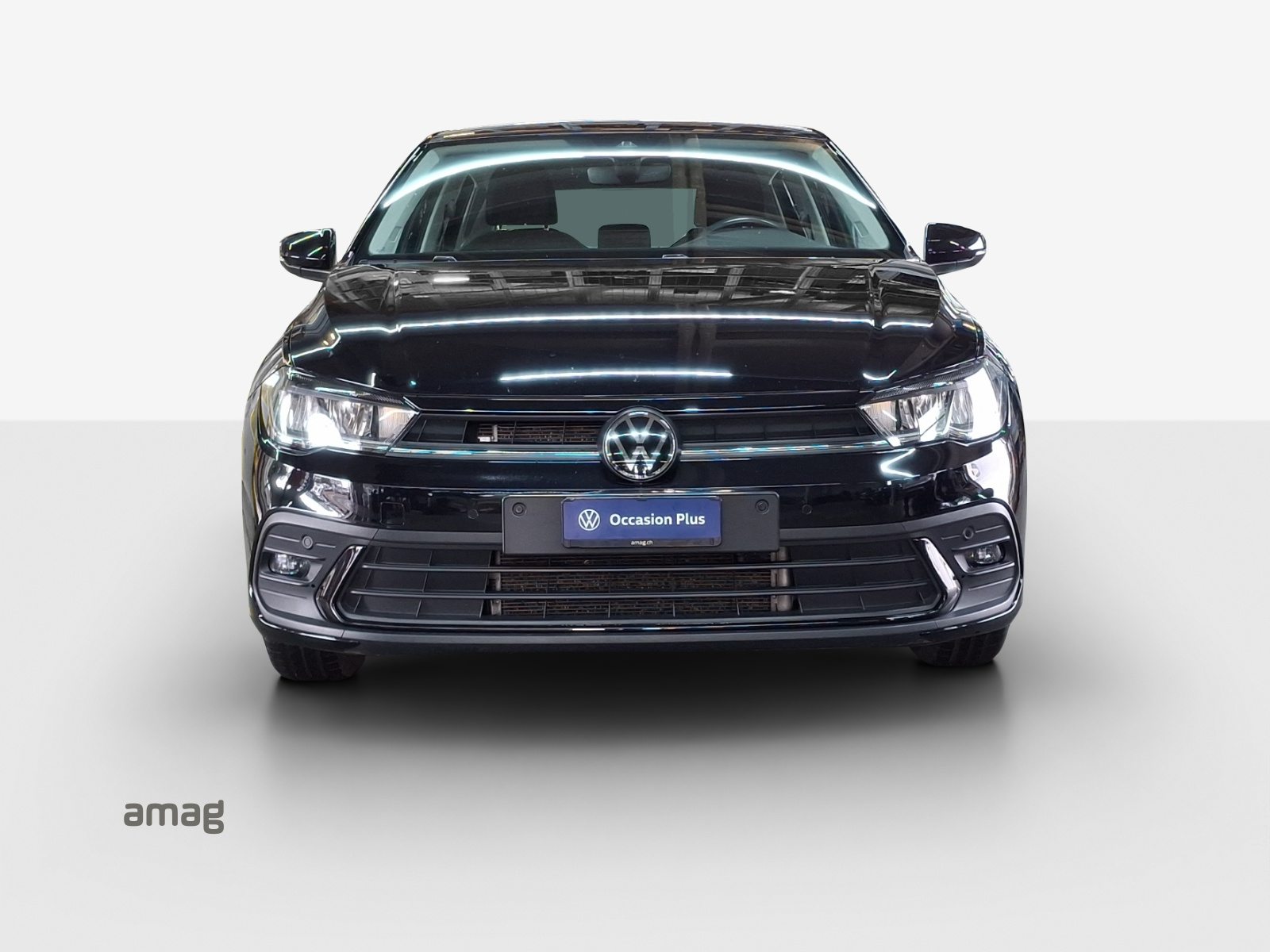 VW Polo Life, Petrol, Second hand / Used, Automatic - 7