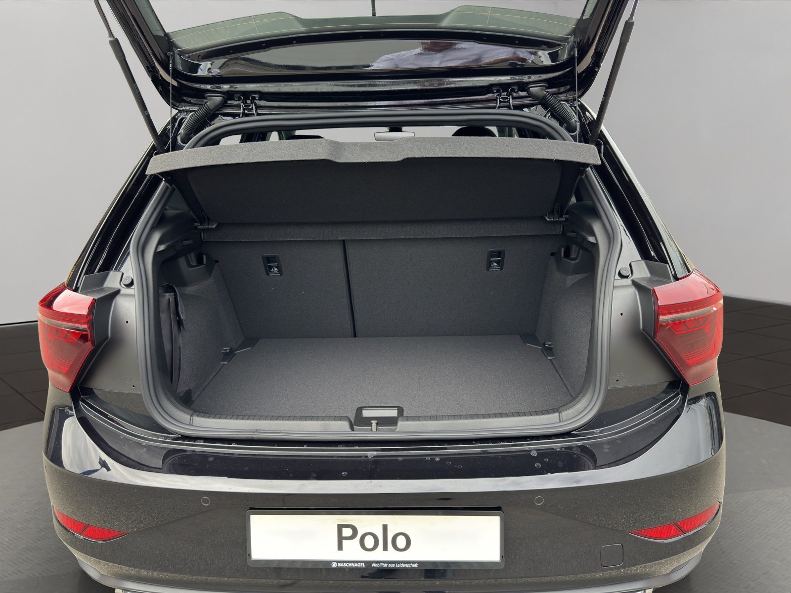 VW Polo R-Line, Essence, Occasion / Utilisé, Automatique - 6