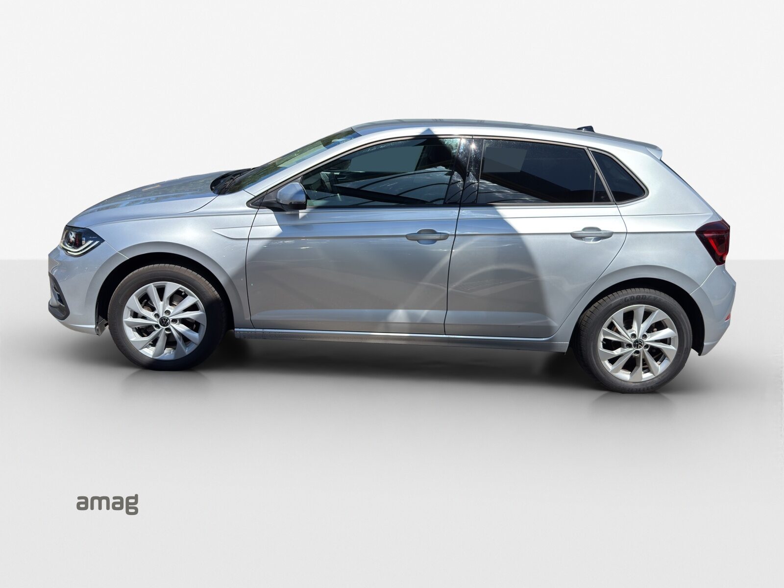 VW Polo Style, Petrol, Second hand / Used, Automatic - 2