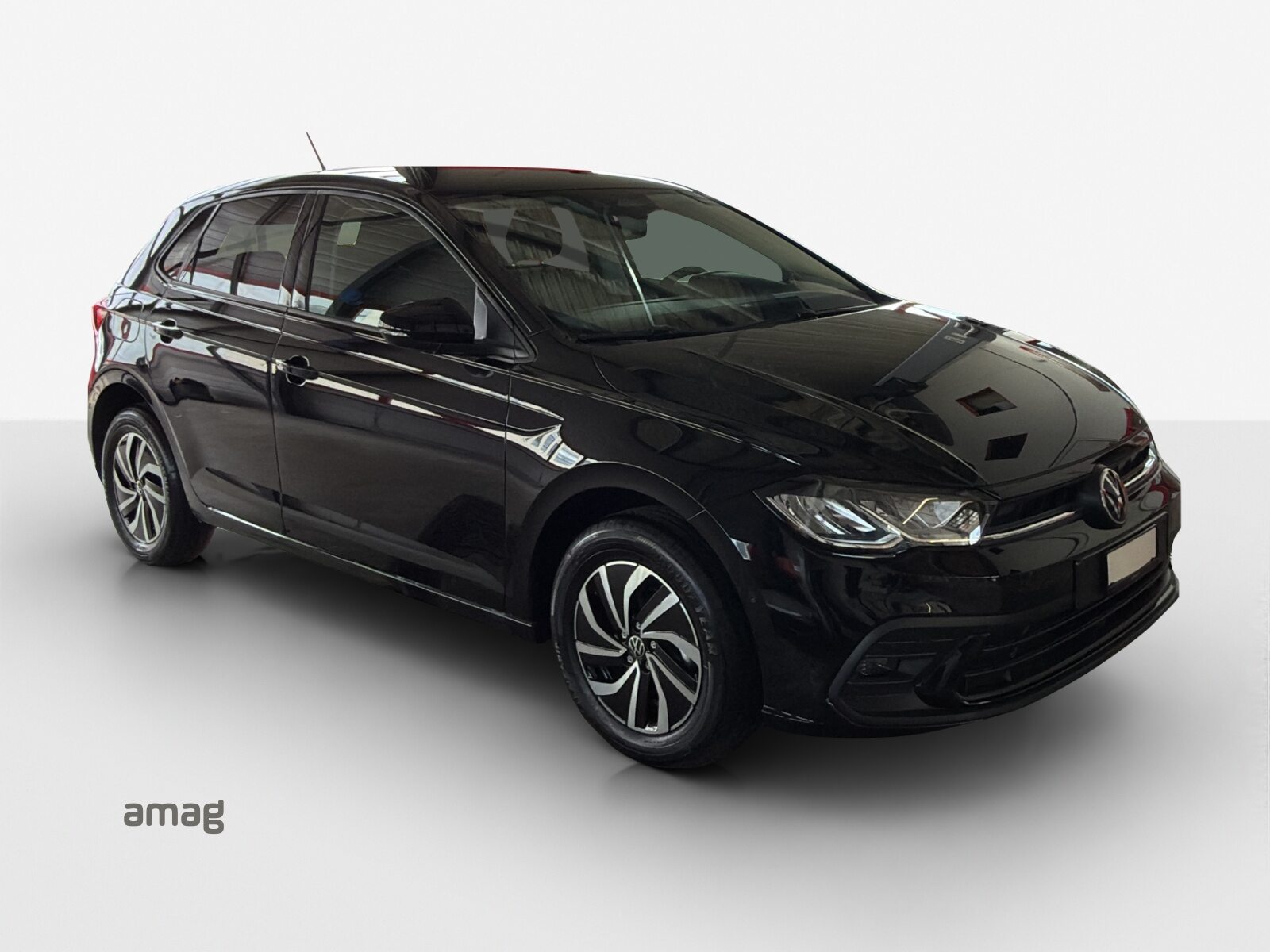 VW Polo Life, Petrol, Second hand / Used, Automatic - 7