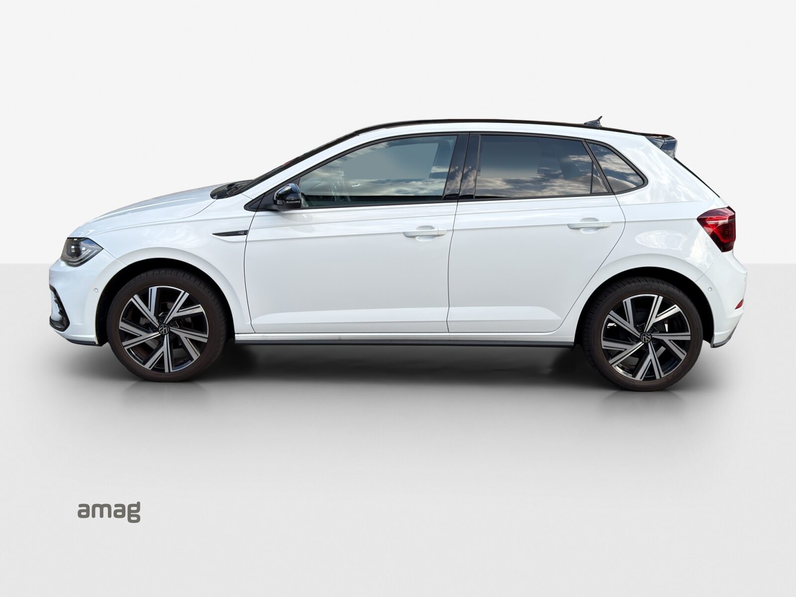 VW Polo R-Line, Petrol, Second hand / Used, Automatic - 2
