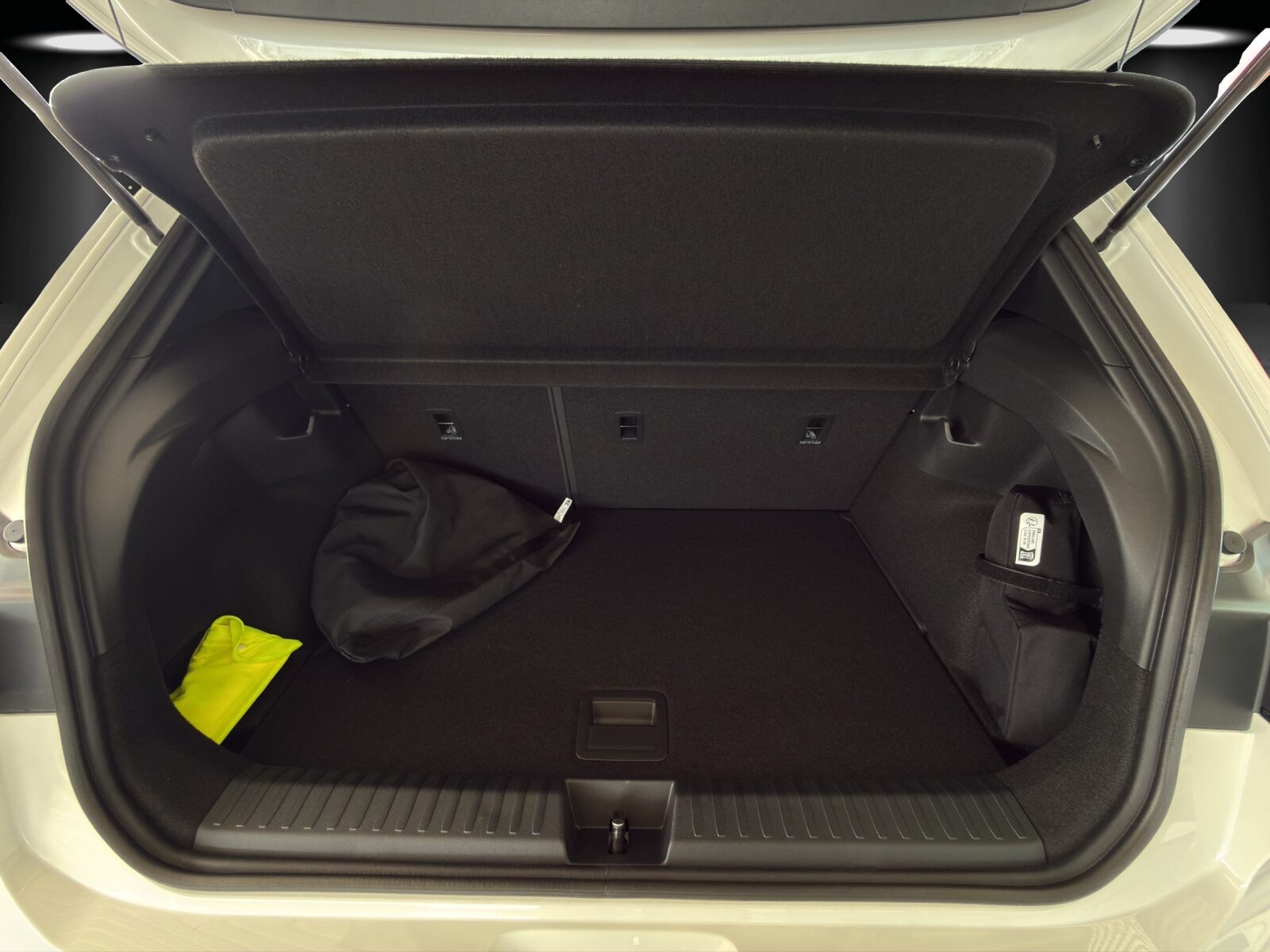 VW ID.Polo Style ED One Plus, Elektro, Occasion / Gebraucht, Automatik - 7