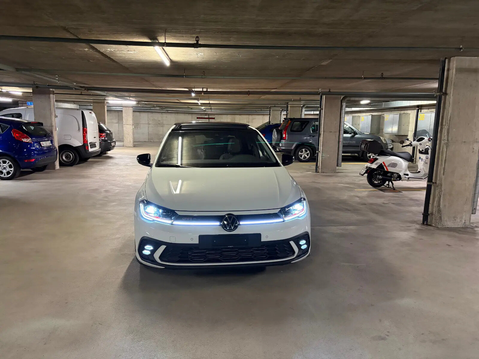 VW Polo 2.0 TSI GTI DSG, Benzin, Occasion / Gebraucht, Automatik - 2