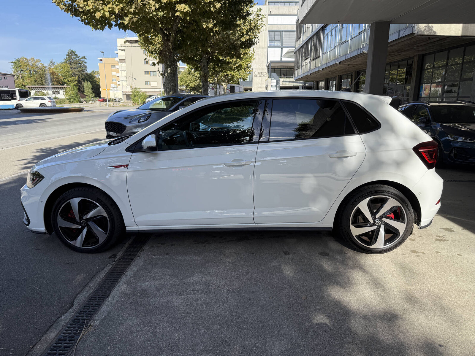 VW Polo 2.0 TSI GTI DSG, Petrol, Second hand / Used, Automatic - 2