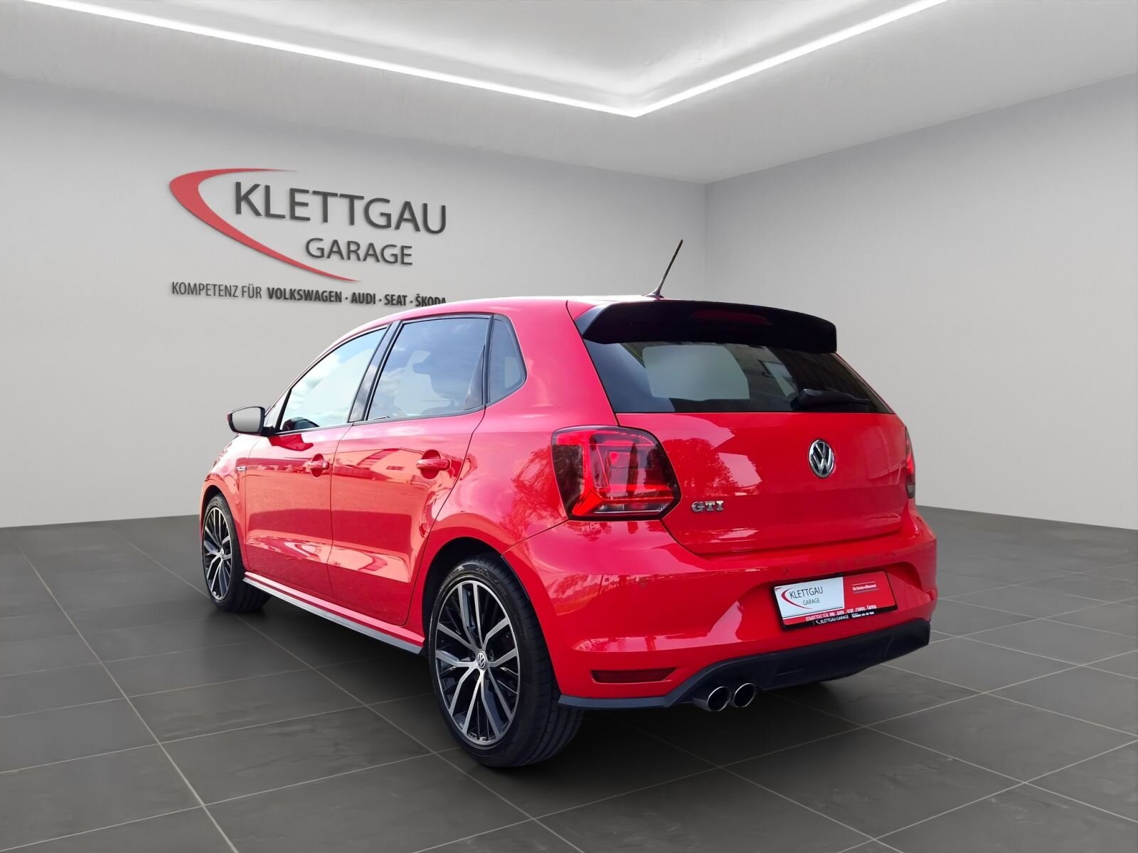 VW Polo 1.8 TSI GTI, Petrol, Second hand / Used, Manual - 3