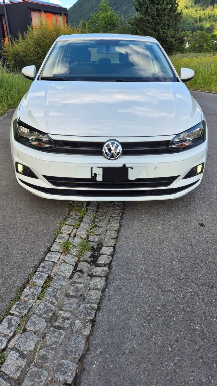 VW POLO 1.0 MPI Trendline, Petrol, Second hand / Used, Manual - 7