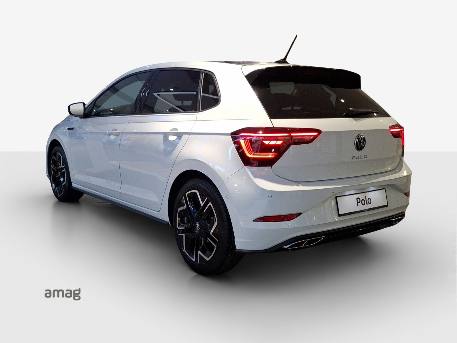 VW Polo R-Line UNITED, Petrol, Ex-demonstrator, Automatic - 3